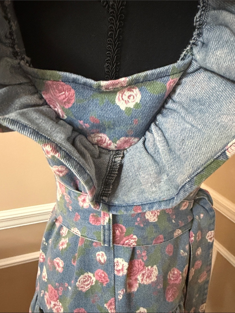 Floral Ruffle Belted Button-Up Dress - Blue with Pink Roses - Picture 8 of 9